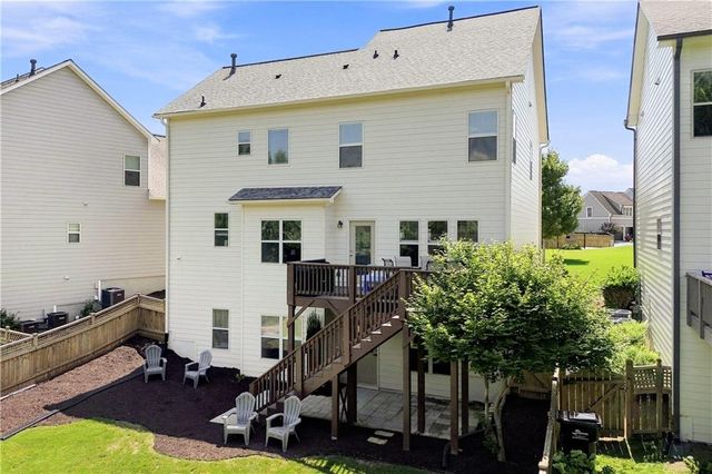 232 South Village Square, Canton, GA 30115