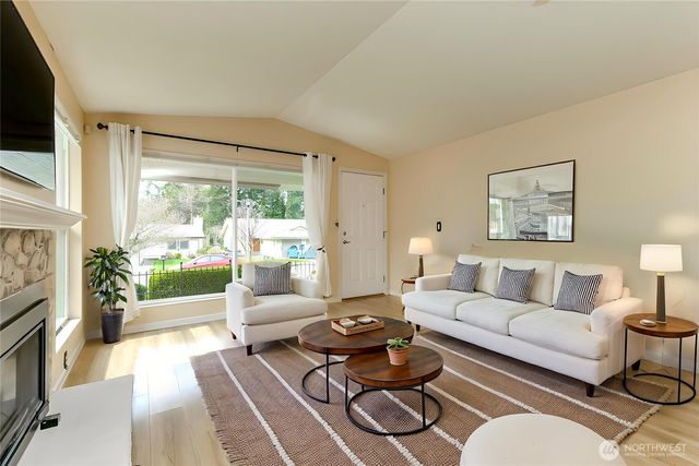 24710 11th Avenue S, Des Moines, WA 98198