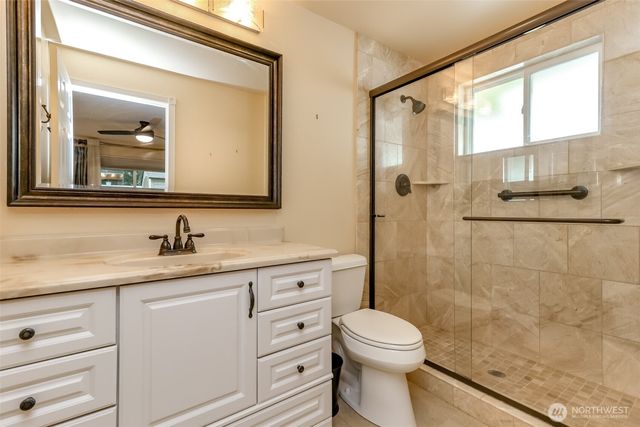 24710 11th Avenue S, Des Moines, WA 98198