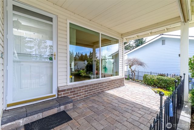 24710 11th Avenue S, Des Moines, WA 98198