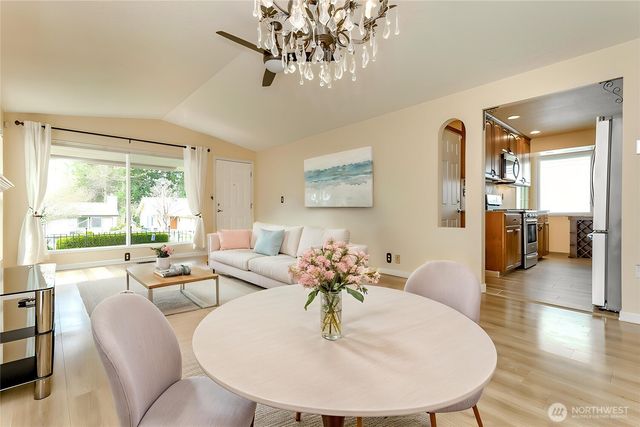 24710 11th Avenue S, Des Moines, WA 98198