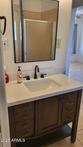 2326 E PARADISE Lane, Phoenix, AZ 85022