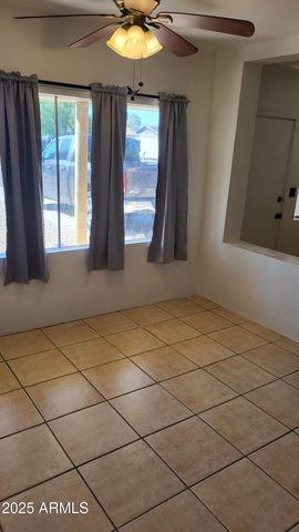 2326 E PARADISE Lane, Phoenix, AZ 85022