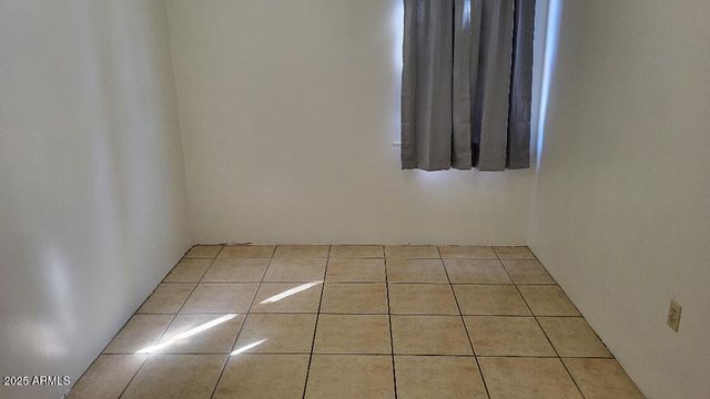 2326 E PARADISE Lane, Phoenix, AZ 85022