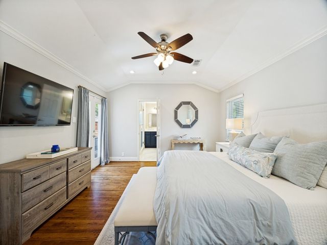 6127 Ravendale Lane, Dallas, TX 75214