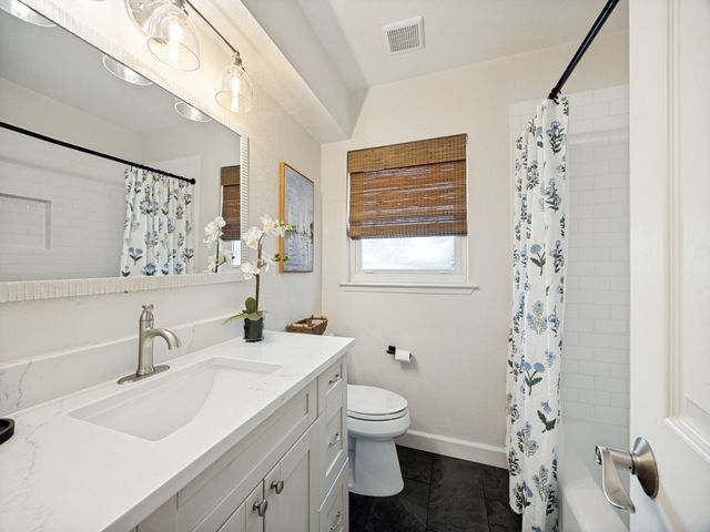 6127 Ravendale Lane, Dallas, TX 75214