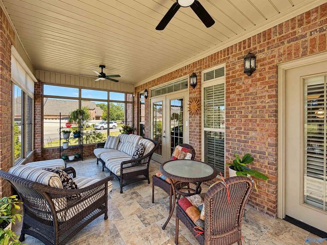 130 Victoria Circle SE, Decatur, AL 35603