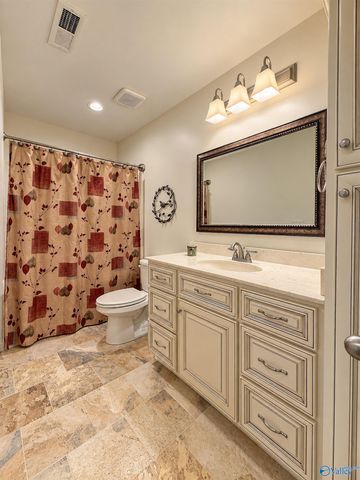 130 Victoria Circle SE, Decatur, AL 35603