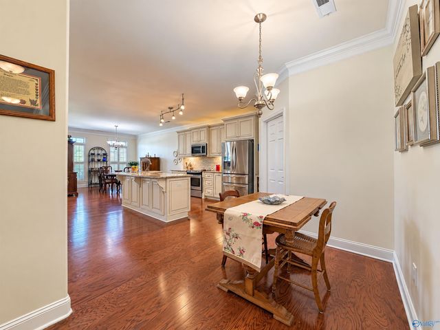 130 Victoria Circle SE, Decatur, AL 35603