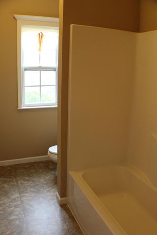 162 Edmonds Drive, Commercial Point, OH 43116