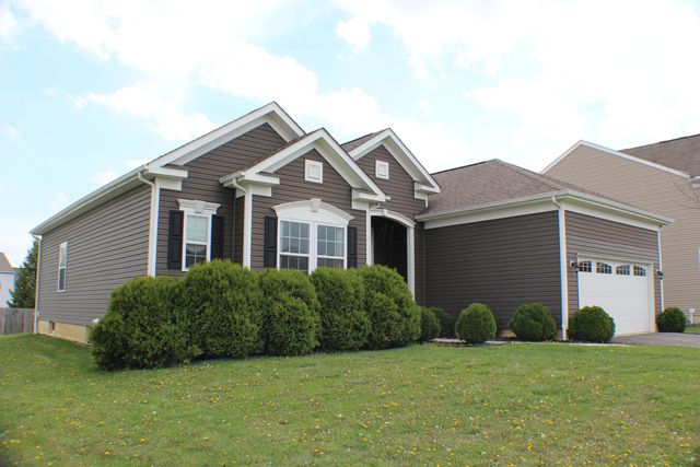 162 Edmonds Drive, Commercial Point, OH 43116