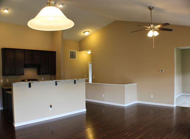162 Edmonds Drive, Commercial Point, OH 43116