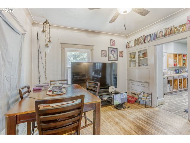 5255 Ne 24TH Ave, Portland, OR 97211