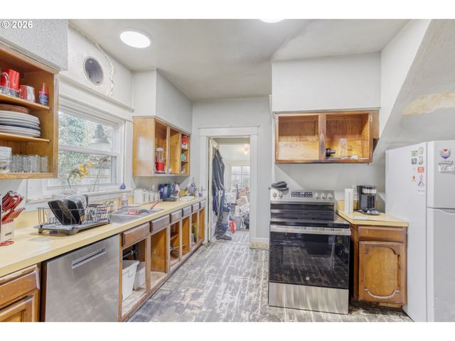 5255 Ne 24TH Ave, Portland, OR 97211