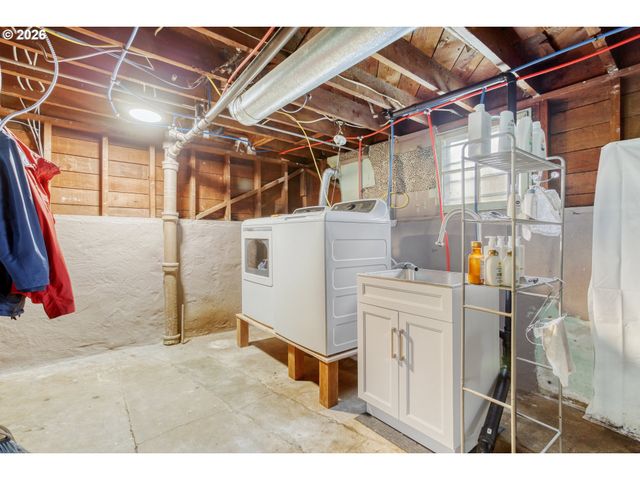 5255 Ne 24TH Ave, Portland, OR 97211