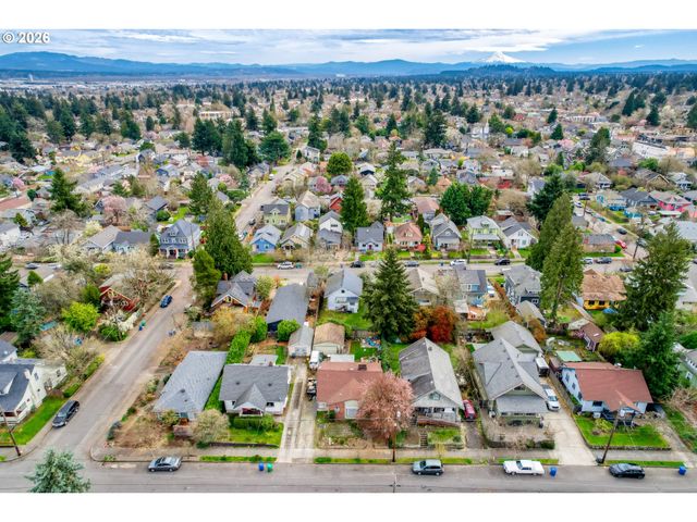 5255 Ne 24TH Ave, Portland, OR 97211