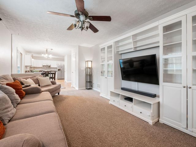 4006 Sandy Ridge Drive, Columbus, OH 43204