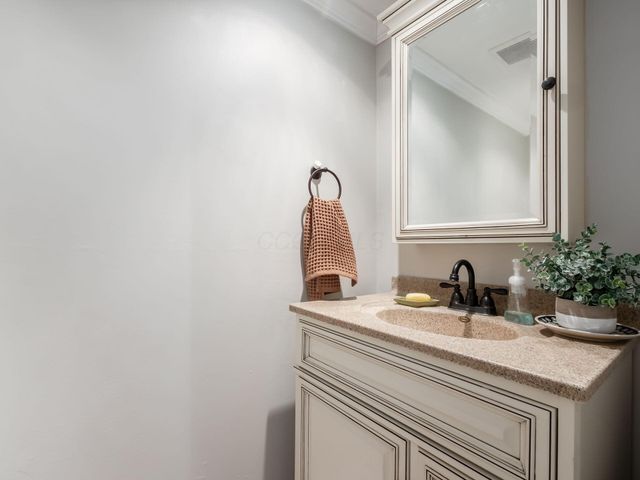 4006 Sandy Ridge Drive, Columbus, OH 43204