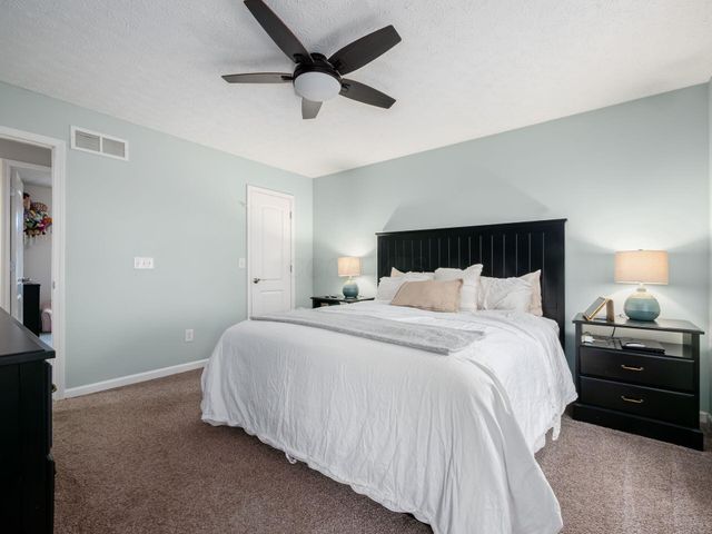 4006 Sandy Ridge Drive, Columbus, OH 43204