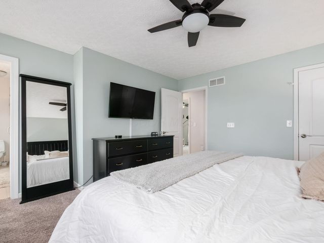 4006 Sandy Ridge Drive, Columbus, OH 43204