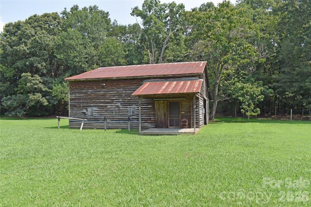 1330 Rosehill Drive, Lincolnton, NC 28092