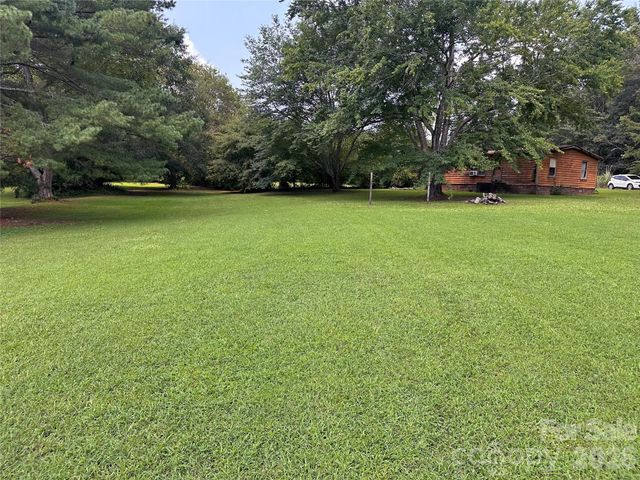 1330 Rosehill Drive, Lincolnton, NC 28092