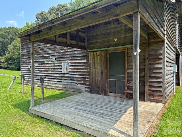 1330 Rosehill Drive, Lincolnton, NC 28092