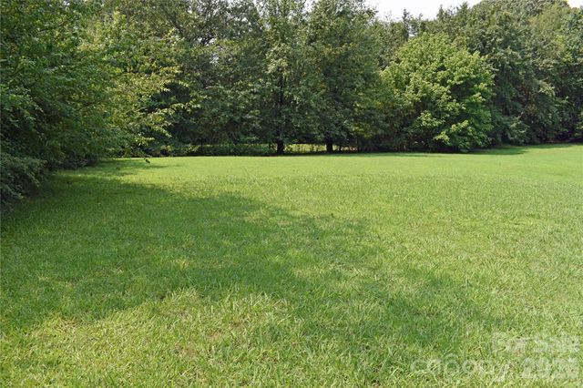 1330 Rosehill Drive, Lincolnton, NC 28092
