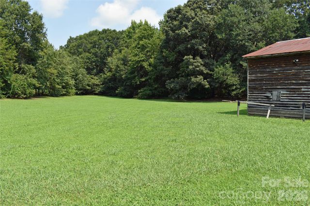 1330 Rosehill Drive, Lincolnton, NC 28092