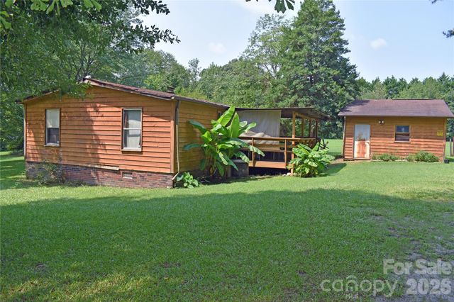 1330 Rosehill Drive, Lincolnton, NC 28092