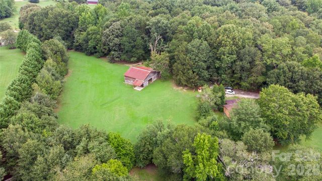 1330 Rosehill Drive, Lincolnton, NC 28092