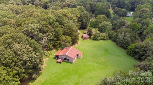 1330 Rosehill Drive, Lincolnton, NC 28092