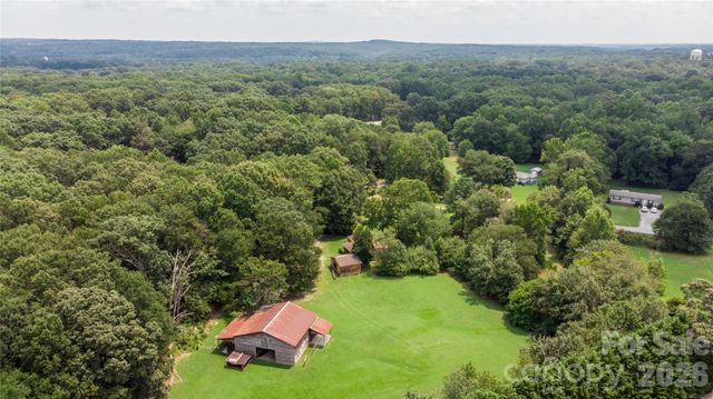 1330 Rosehill Drive, Lincolnton, NC 28092