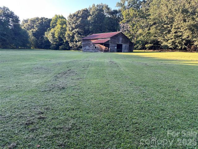 1330 Rosehill Drive, Lincolnton, NC 28092