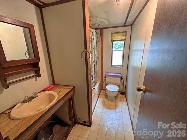 1330 Rosehill Drive, Lincolnton, NC 28092