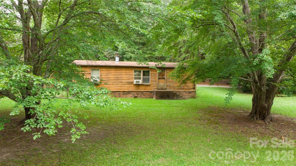1330 Rosehill Drive, Lincolnton, NC 28092