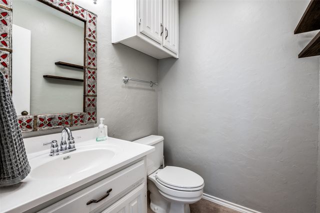 2126 Nob Hill, Carrollton, TX 75006