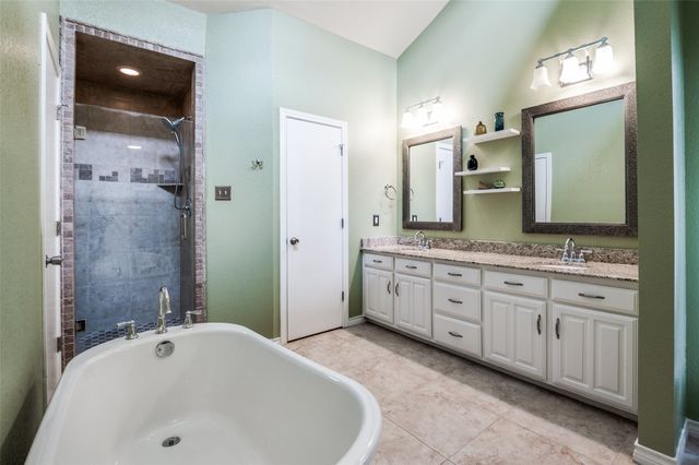 2126 Nob Hill, Carrollton, TX 75006