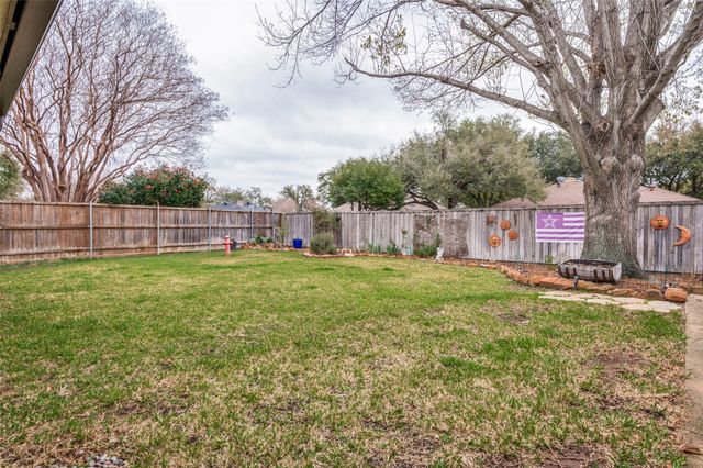 2126 Nob Hill, Carrollton, TX 75006