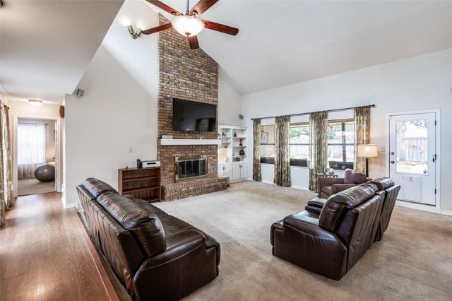 2126 Nob Hill, Carrollton, TX 75006