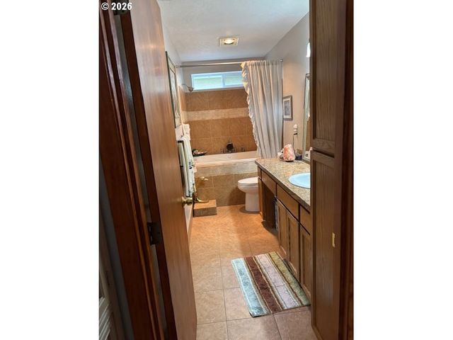 1484 SEACREST Ln, Brookings, OR 97415