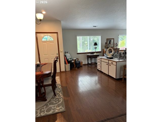 1484 SEACREST Ln, Brookings, OR 97415