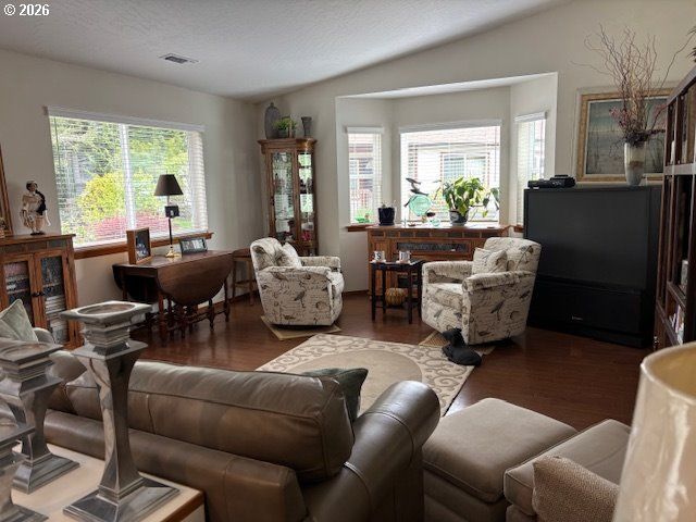 1484 SEACREST Ln, Brookings, OR 97415