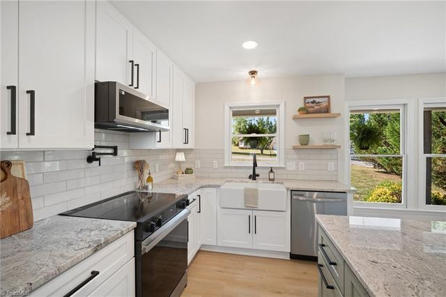 102 Birchwood Court, Trinity, NC 27370