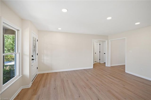 102 Birchwood Court, Trinity, NC 27370