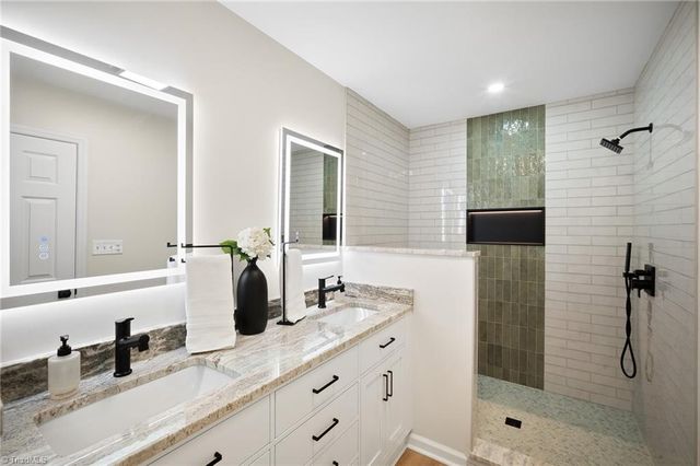 102 Birchwood Court, Trinity, NC 27370