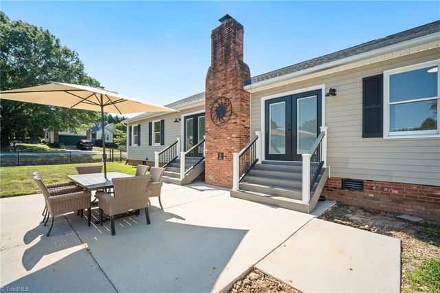 102 Birchwood Court, Trinity, NC 27370