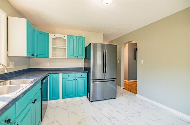 1405 Newberry Drive, Parkersburg, WV 26101