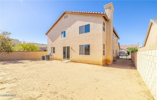 42952 59th Street, Quartz Hill, CA 93536