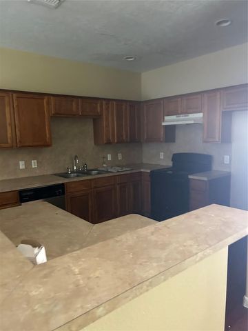 7824 Comal Street B, Houston, TX 77051